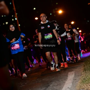 Runner Photo 4074902