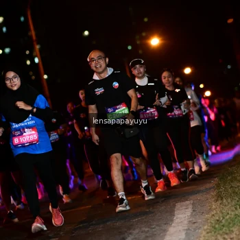Runner Photo 4074905