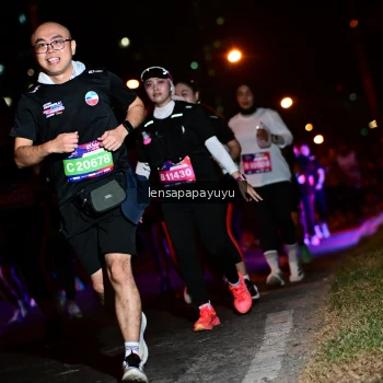Runner Photo 4074909