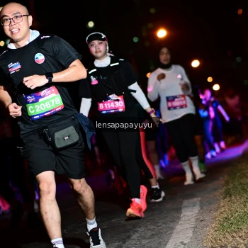 Runner Photo 4074912