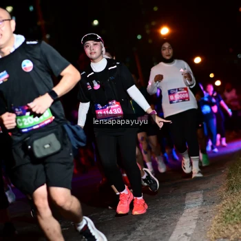 Runner Photo 4074914