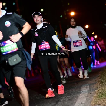 Runner Photo 4074918