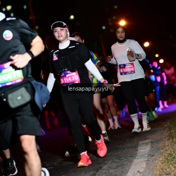 Runner Photo 4074919