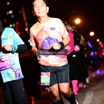 Runner Photo 4075299