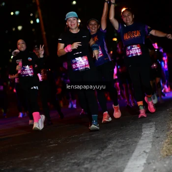 Runner Photo 4075631