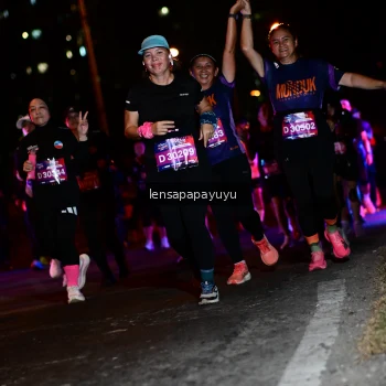 Runner Photo 4075644