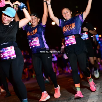 Runner Photo 4075702