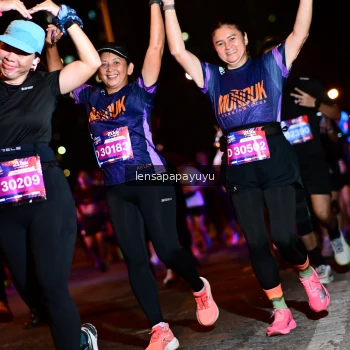 Runner Photo 4075704