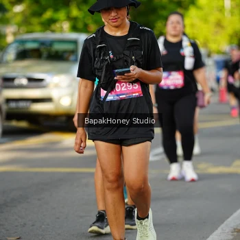 Runner Photo 4075788