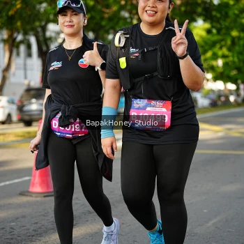 Runner Photo 4075803
