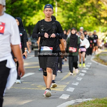Runner Photo 4075817
