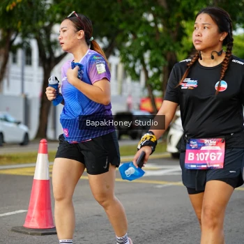 Runner Photo 4075843