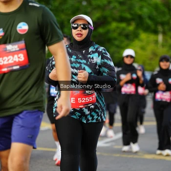 Runner Photo 4075855
