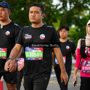 Runner Photo 4075857