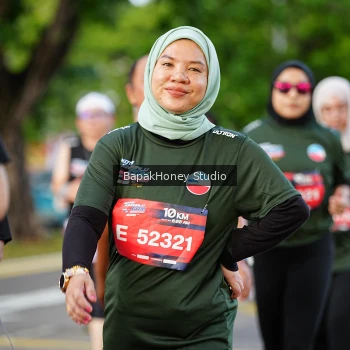 Runner Photo 4075880