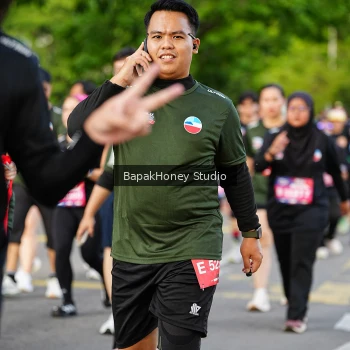 Runner Photo 4075881