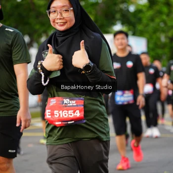 Runner Photo 4075910