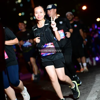 Runner Photo 4075913