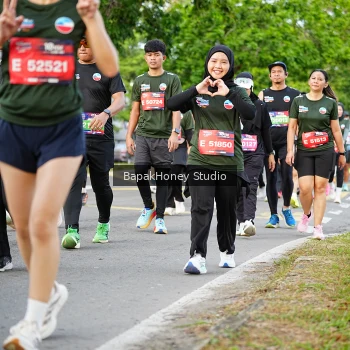 Runner Photo 4075918