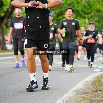 Runner Photo 4075923