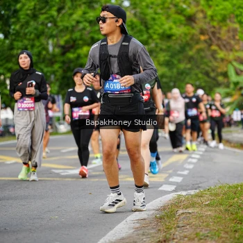 Runner Photo 4075924