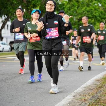 Runner Photo 4075954