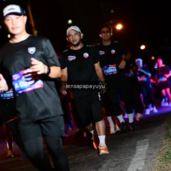 Runner Photo 4075958