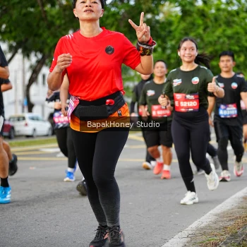 Runner Photo 4075961