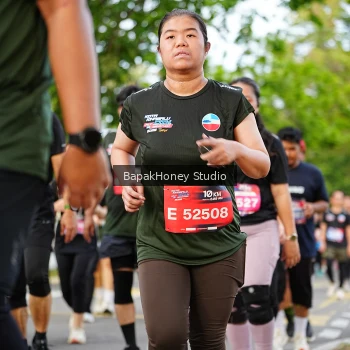 Runner Photo 4075962