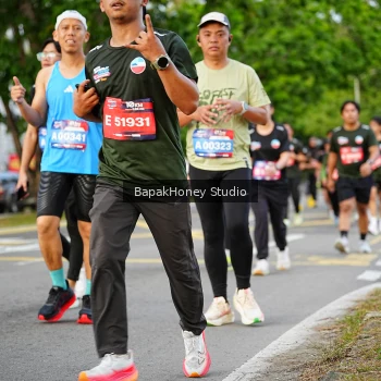 Runner Photo 4075963