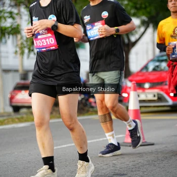 Runner Photo 4075968