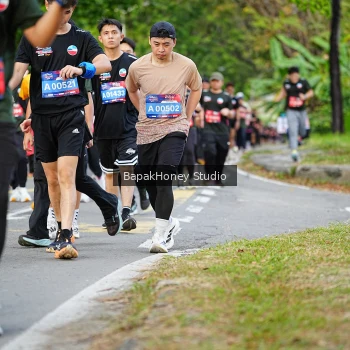 Runner Photo 4075976