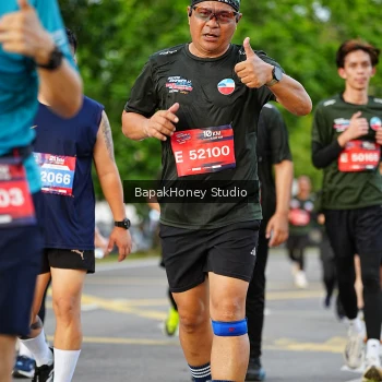 Runner Photo 4075982