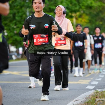 Runner Photo 4076016