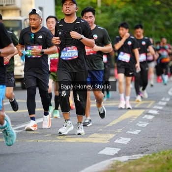 Runner Photo 4076019