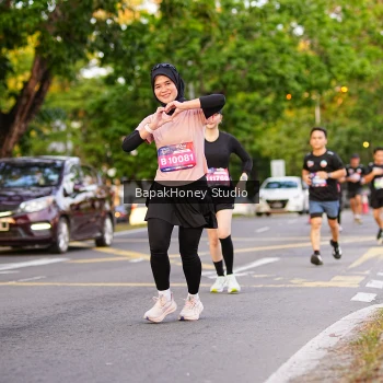 Runner Photo 4076036
