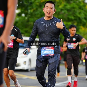 Runner Photo 4076039