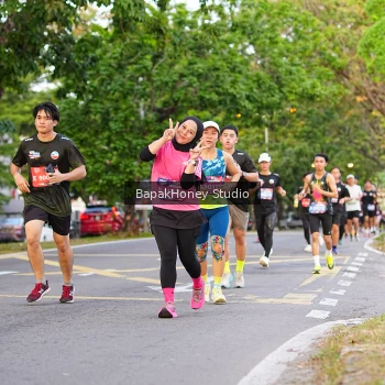 Runner Photo 4076052