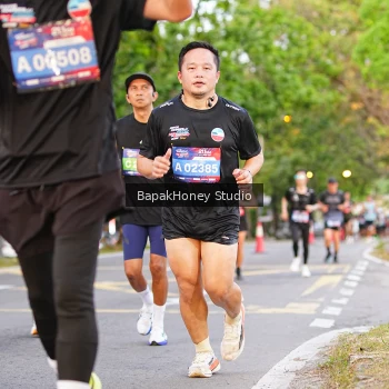 Runner Photo 4076062