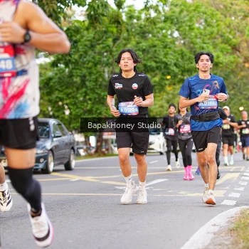 Runner Photo 4076066