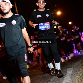 Runner Photo 4076099