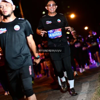 Runner Photo 4076108