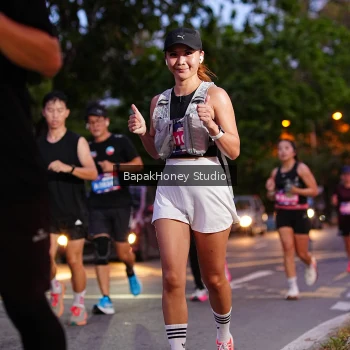 Runner Photo 4076111
