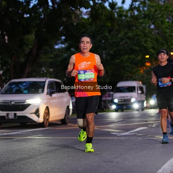 Runner Photo 4076114