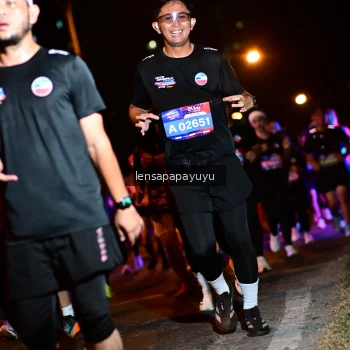 Runner Photo 4076117