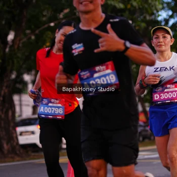 Runner Photo 4076119
