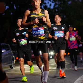 Runner Photo 4076121