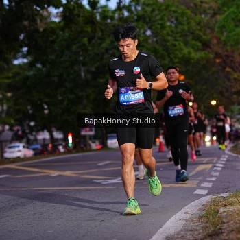 Runner Photo 4076124