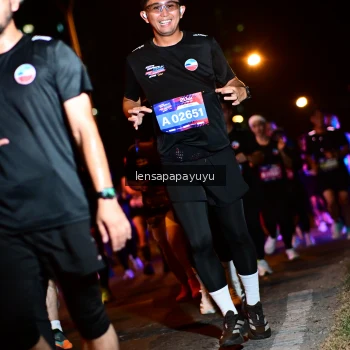 Runner Photo 4076130