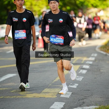 Runner Photo 4076169
